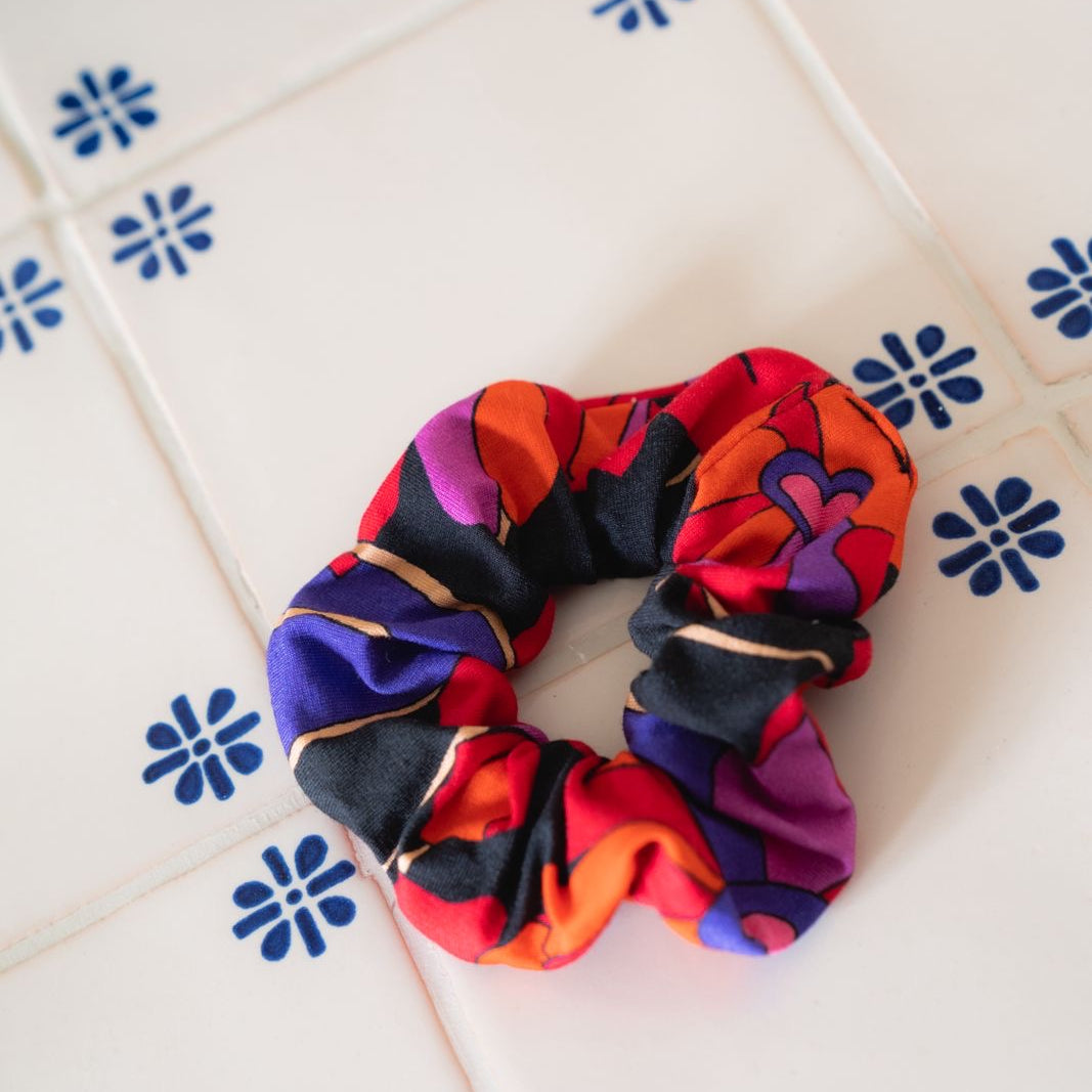 Paloma scrunchie